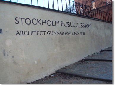 ストックホルム市立中央図書館：入り口