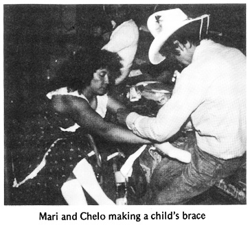 Mari and Chelo making a child's brace.