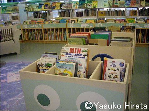 図書館の写真４