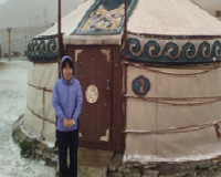モンゴルの地図と遊牧民のテント「ゲル」