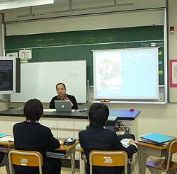 プロジェクターを使った授業の様子