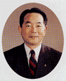 岡山市市長の写真