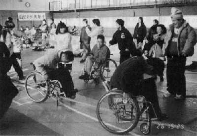 地域との交流（ねむのき会館冬まつりから）　（写真－２）