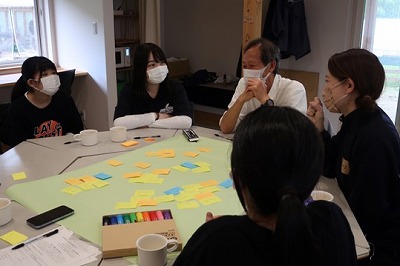 A scene from the group session